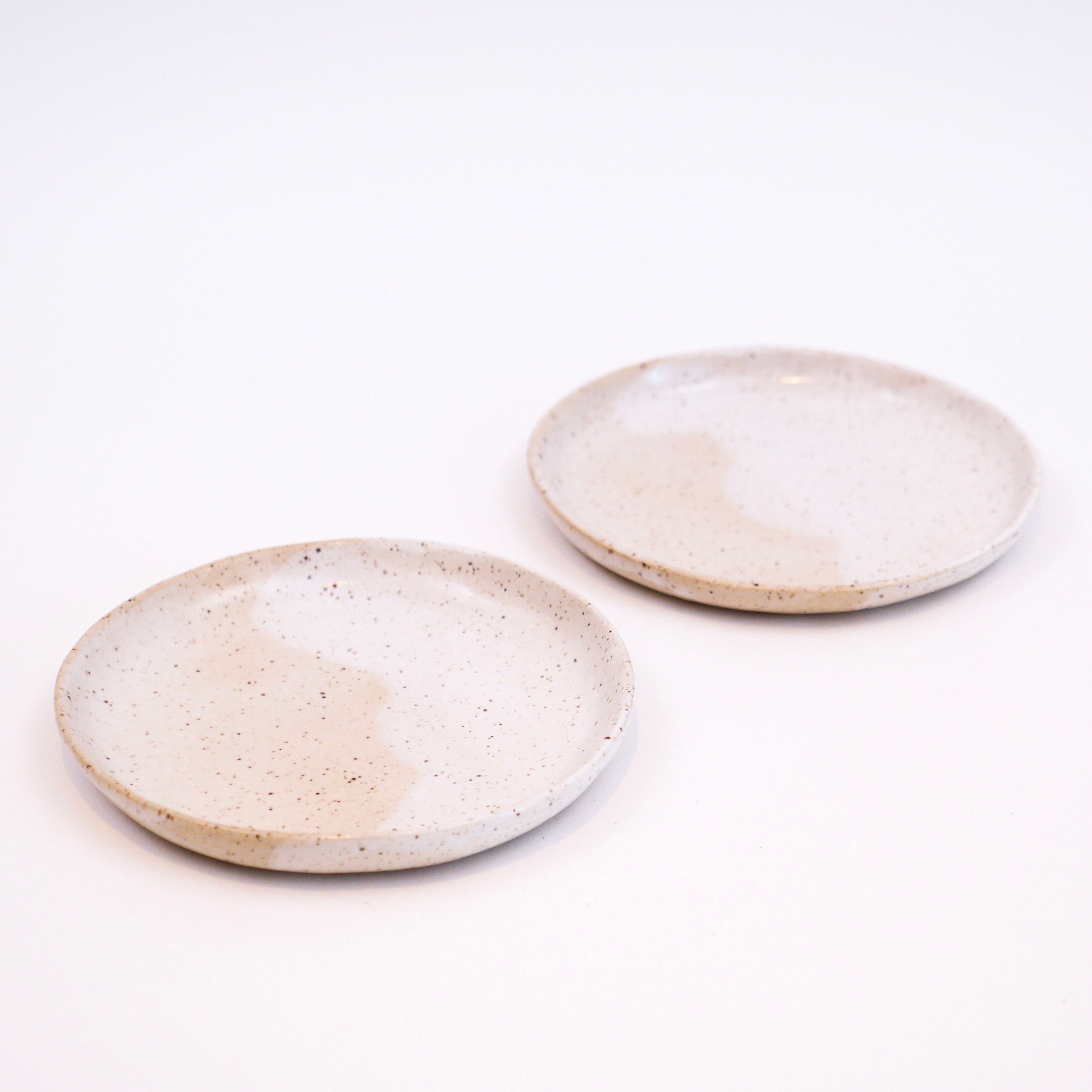 Ivory Sand Small Plates – Set of 2